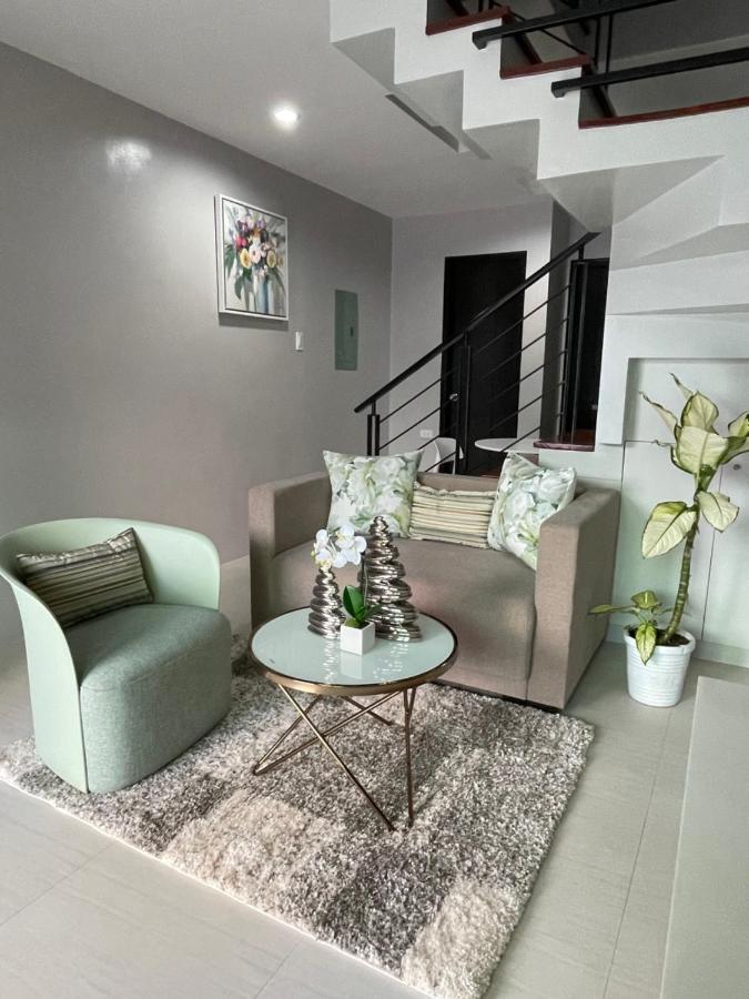 J Spazio Apartelle And Cafe Baranghauon Exteriér fotografie
